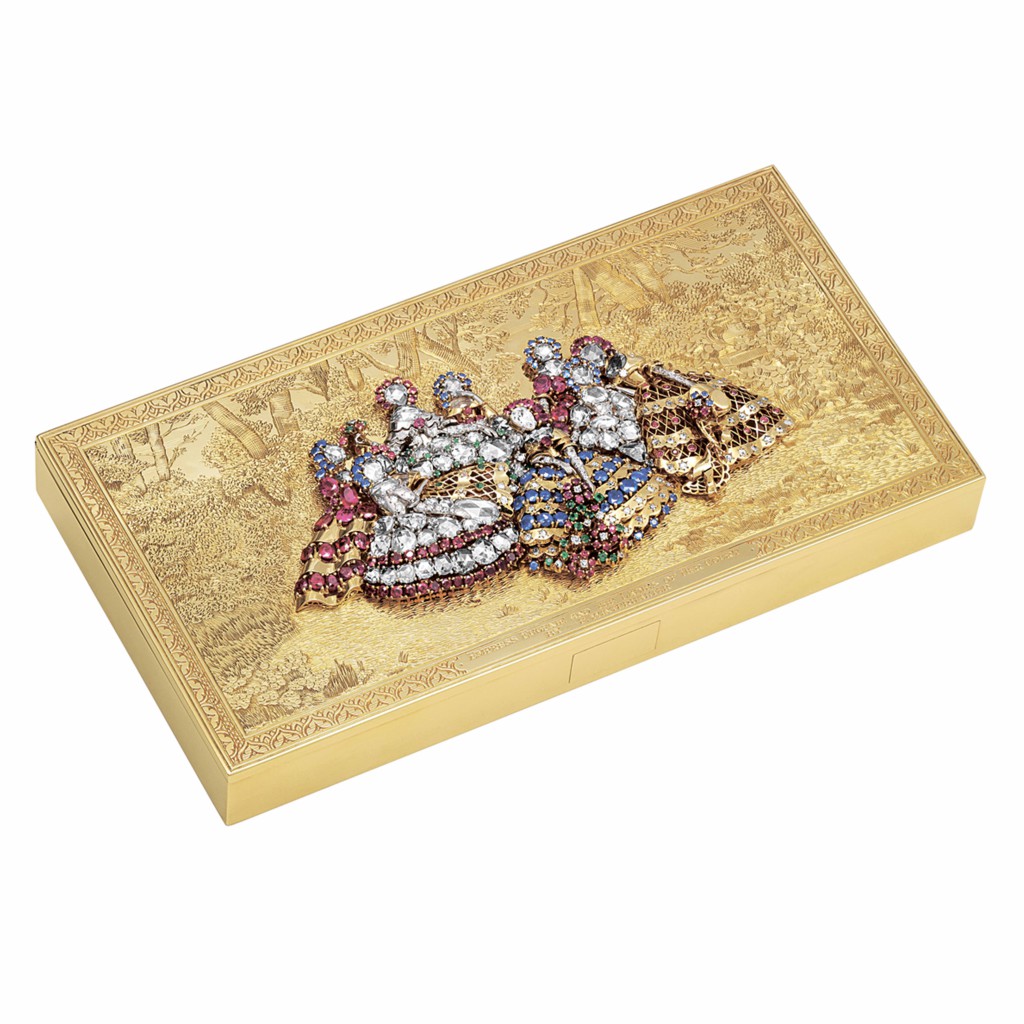 The cigarette case with Empress Eugenie surrounded her ladies-1946, yellow gold, rubies, sapphires, emeralds, diamonds.In the former collection of Maharani of Baroda.