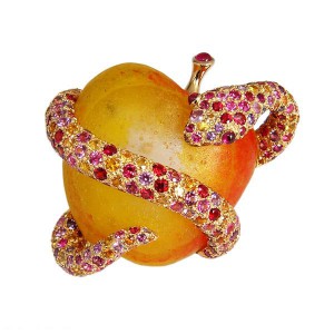 "Temptation" brooch in pate-de-verre, snake in spessartie garnets, spinels, rubies, sapphires mounted in 18k yellow gold.