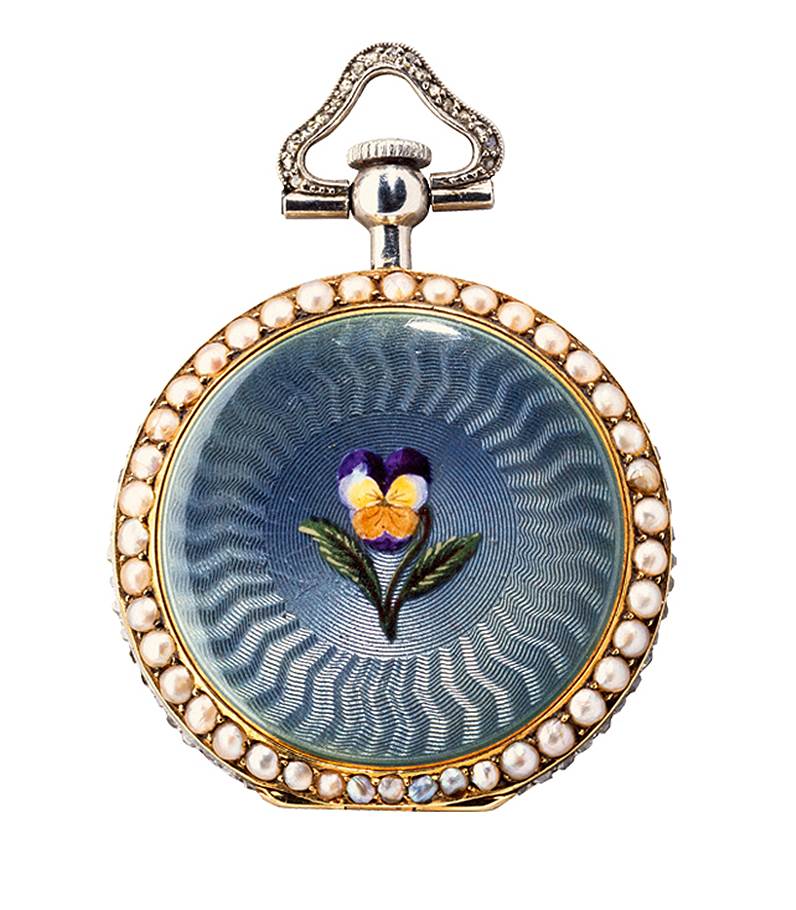 Chaumet pays homage to the pansy