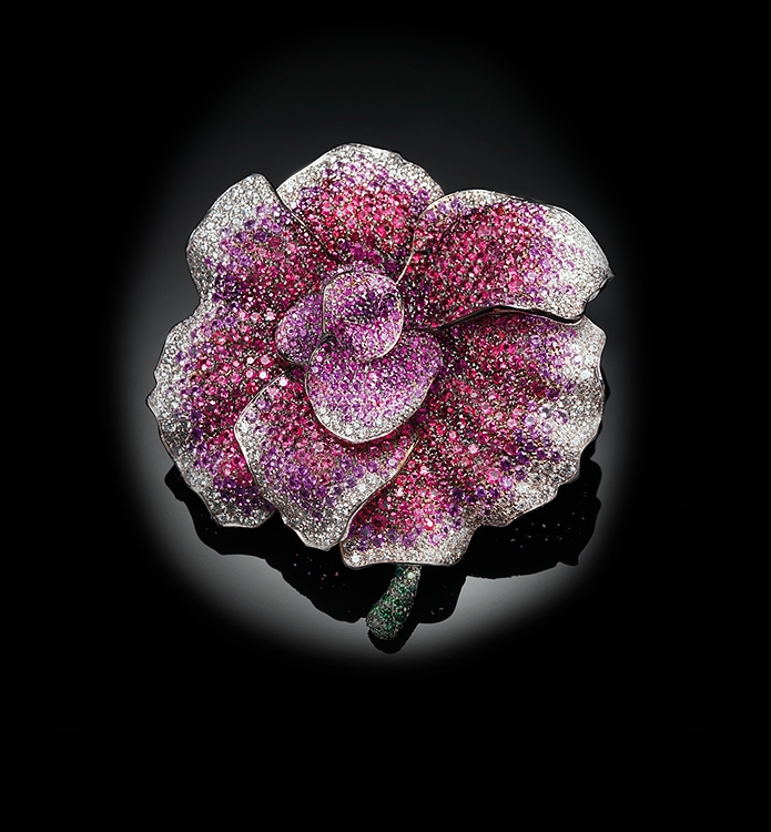 Begonia brooch set in white gold with sapphires and diamonds, Palmiero Jewellery Design
