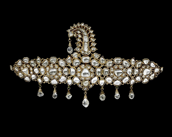 Turban Ornament (Sarpesh) in gold, set with diamonds; enamel on reverse. 1825–75, North India, Jaipur. The Al-Thani Collection.