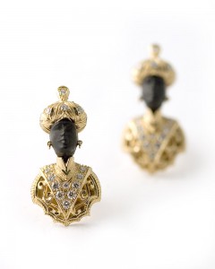 Moretto earrings in gold with diamonds, Nardi