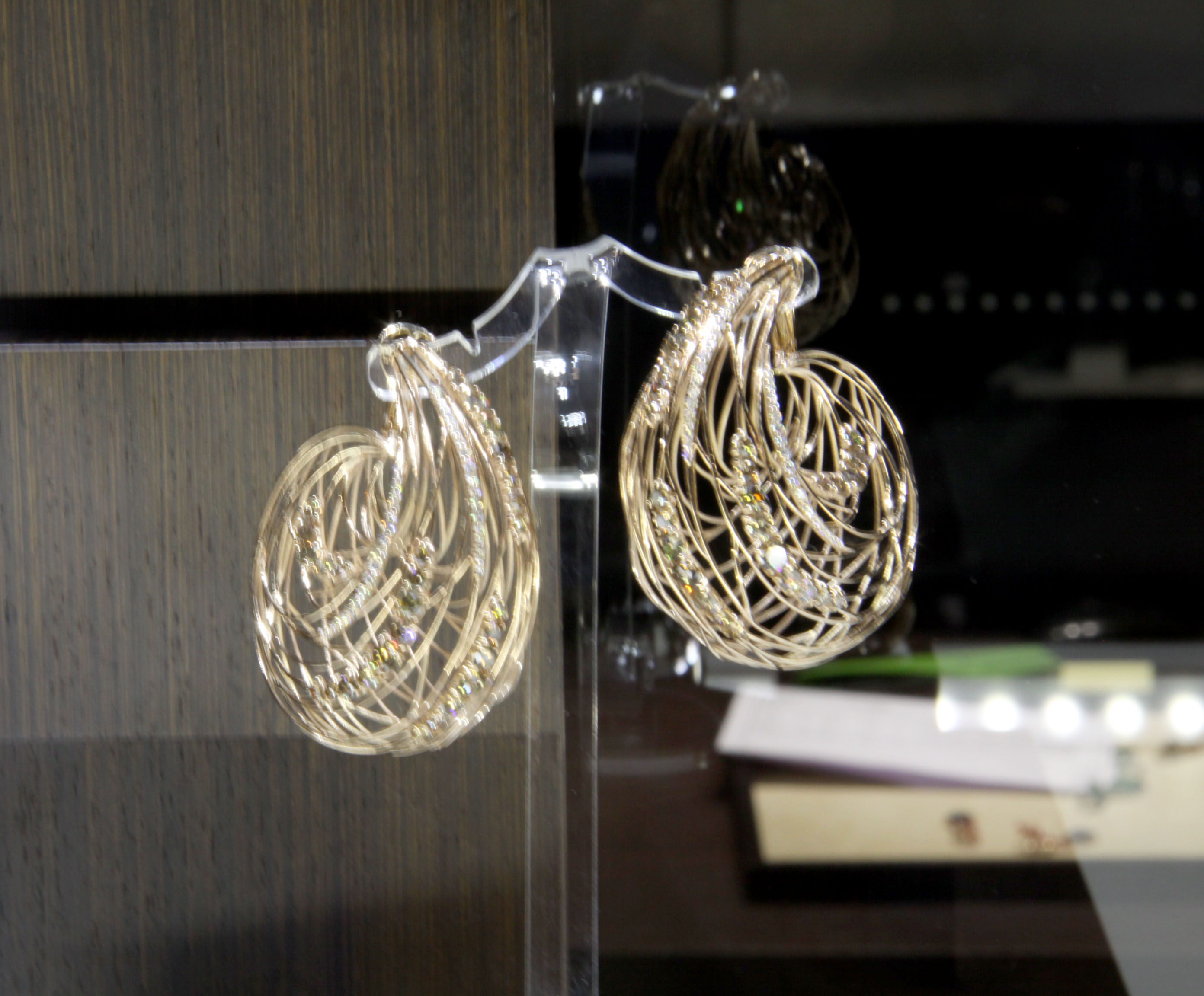 Arianna earrings in rose gold with diamonds, Giovanni Ferraris