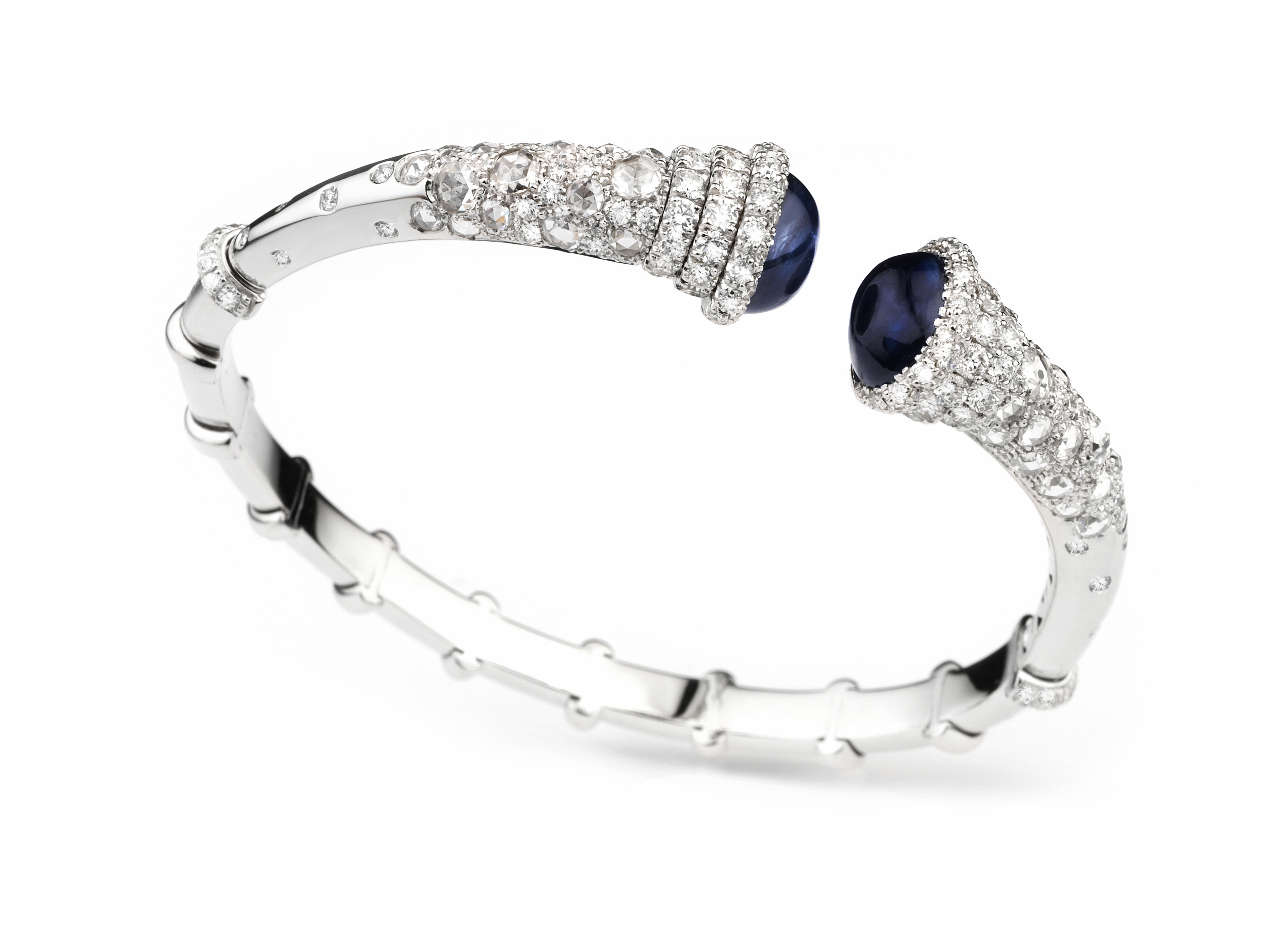 Bangle in white gold with sapphires and diamonds