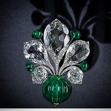 Emerald and diamond brooch, Viren Bhagat